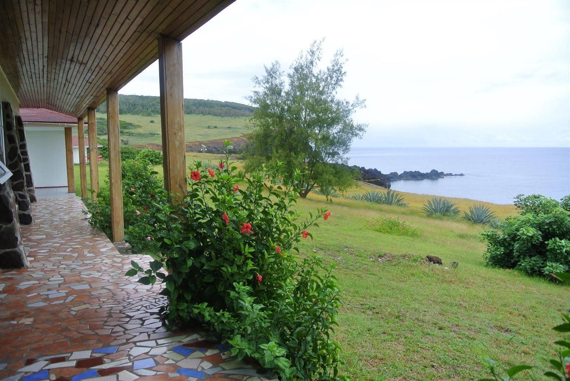 Iorana Isla De Pascua Hotel Hanga Roa Exteriör bild